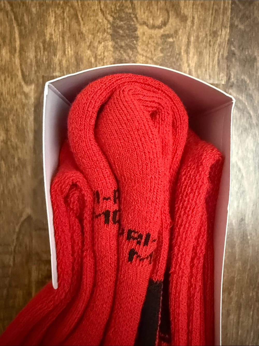 Nike Red and Black Elite Dri-FIT Crew Athletic Socks - Picture 14 of 14